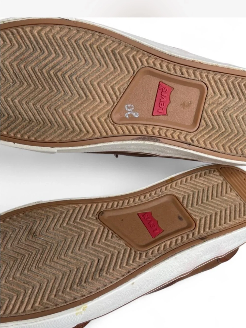 Levi’s Men’s Brown Low-Top Casual Sneakers • Size 11